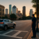 Peatón cruzó mal en Houston: escena neutral de cruce peatonal y responsabilidad